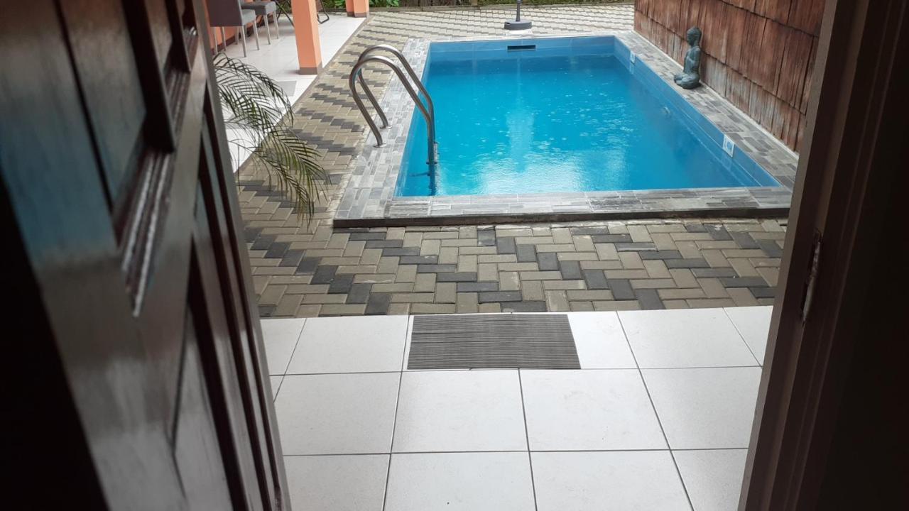 Max Garden And Pool Lägenhet Paramaribo Exteriör bild